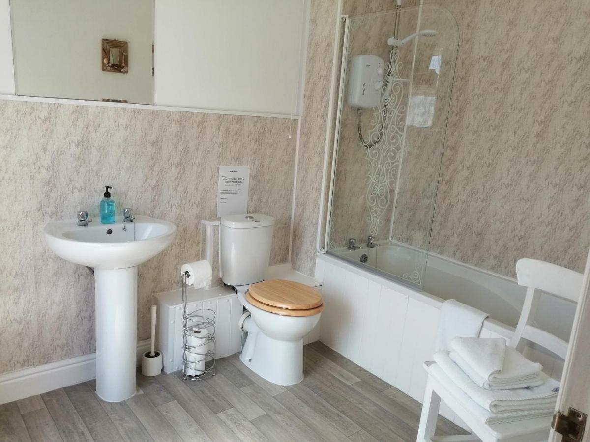 Harbourlight Guesthouse 손더스풋 외부 사진